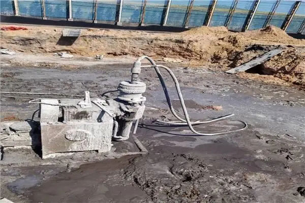 黎母山镇水泡基础注浆加固